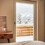Cristal-12 By Interhome Daire